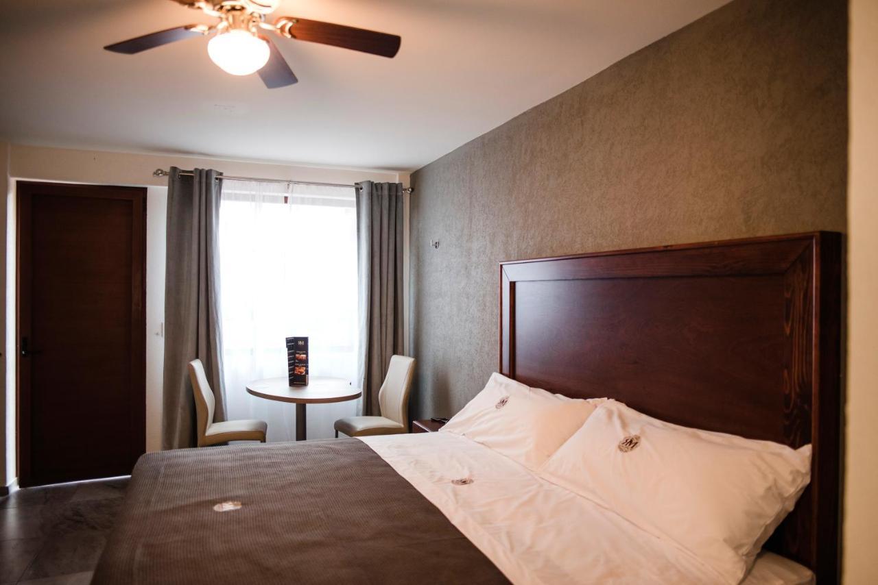 Hotel Rm Avandaro Вале де Браво Екстериор снимка
